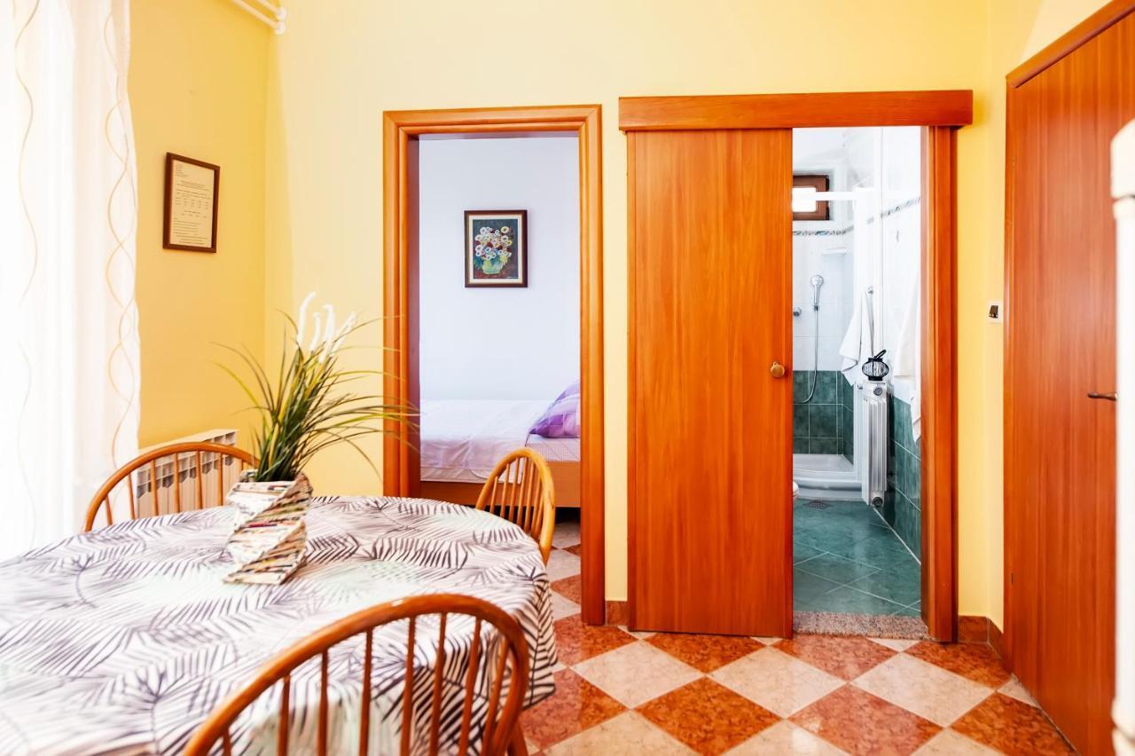 Casa Leona Apartment โรวีน ภายนอก รูปภาพ