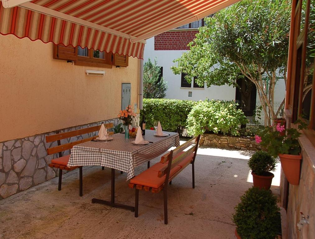 Casa Leona Apartment โรวีน ภายนอก รูปภาพ